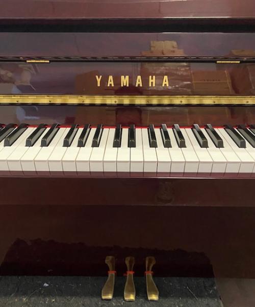 Yamaha C108 - 2